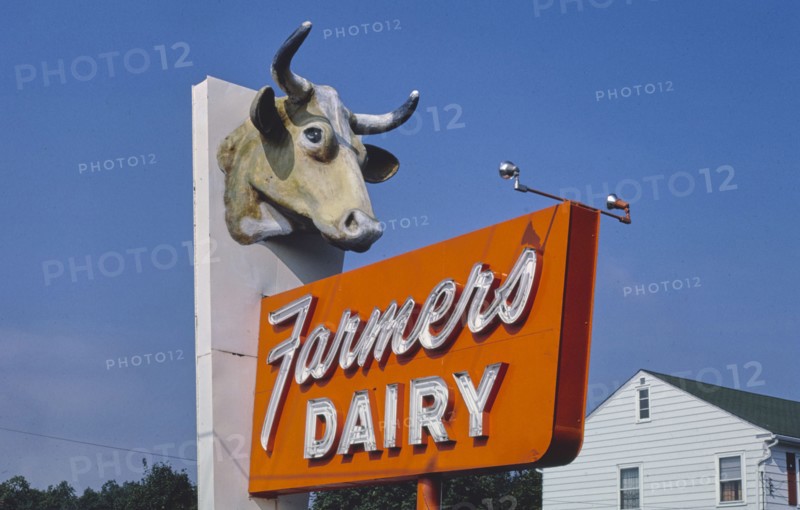 1980s America -  Farmer's Dairy sign, Hazleton, Pennsylvania 1984