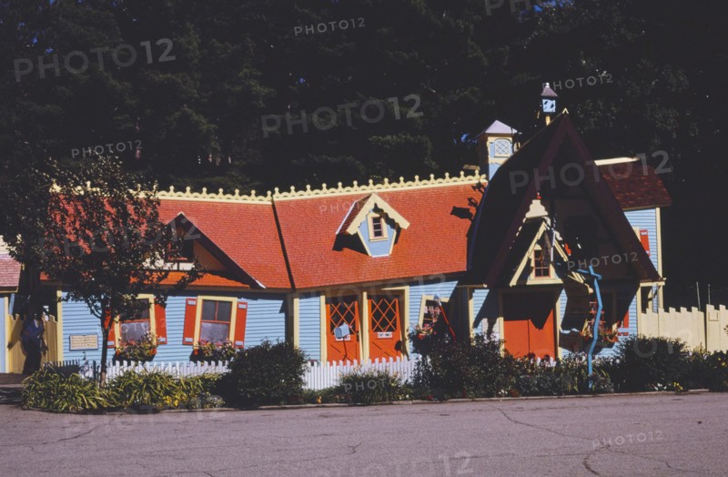 1990s America -   Story Land, Route 16, Glen, New Hampshire 1995