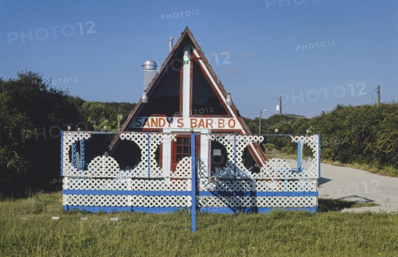 1990s America -   Sandy's Bar-B-Q, Crescent Beach, Florida 1990