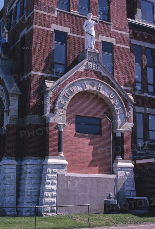 2000s United States -  Washington County Courthouse, detail, Washington, Iowa 2003