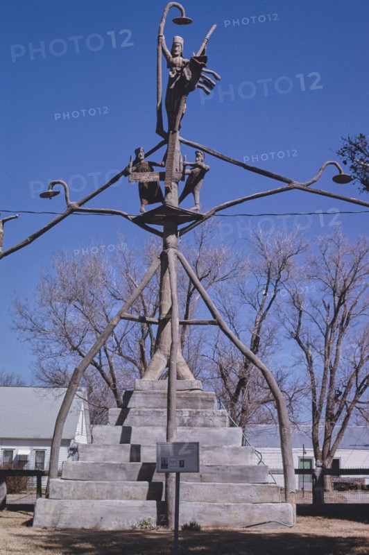 1990s America -   Garden of Eden, Lucas, Kansas 1996
