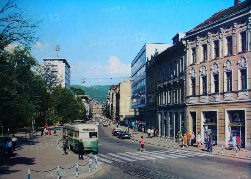 A westbound PCC tram bought from D.C. Transit in Washington, D.C. running on Line 3 in Sarajevo, Yugoslavia, in the 1960s