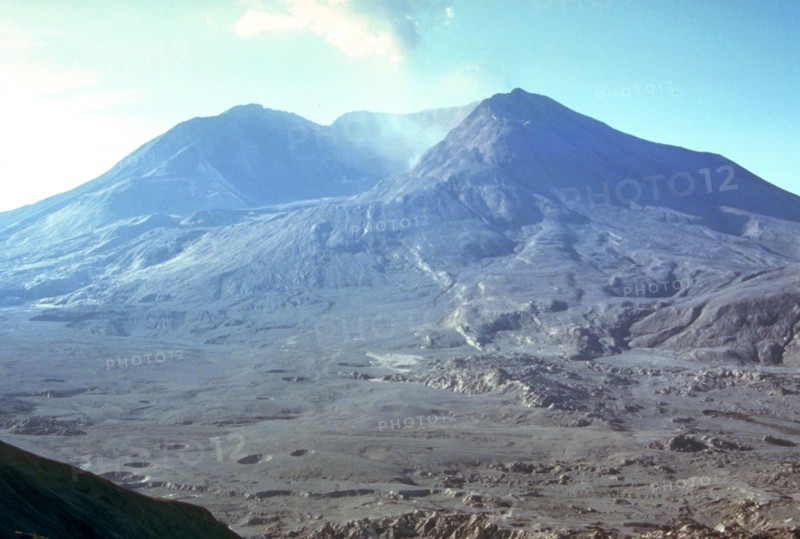 1980 - Mount St. Helens soon after the May 18, 1980 eruption, as viewed from Johnston's Ridge.