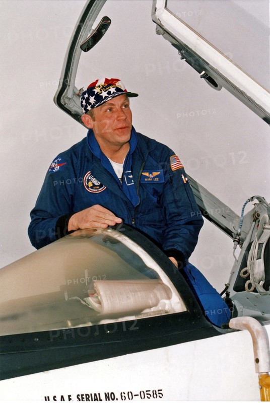 STS-82 Payload Commander Mark C. Lee