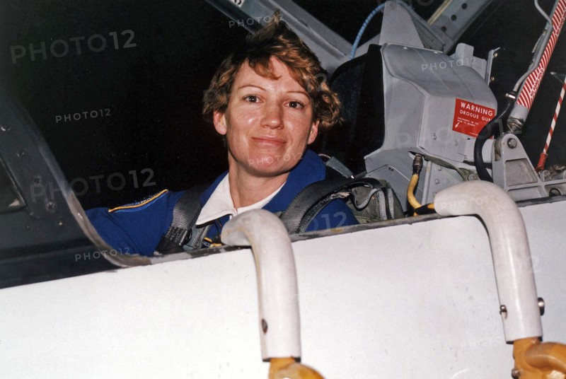 STS-84 Pilot Eileen Marie Collins arrives in a T-38 jet at KSC’s Shuttle Landing Facility ca. 1997