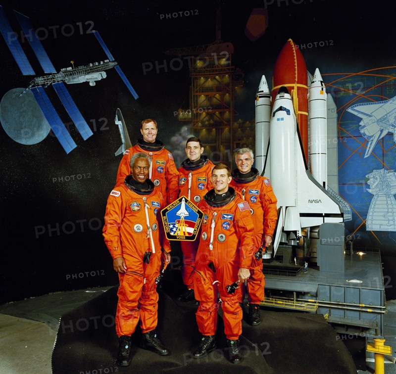 1992 - The STS-53 crew portrait