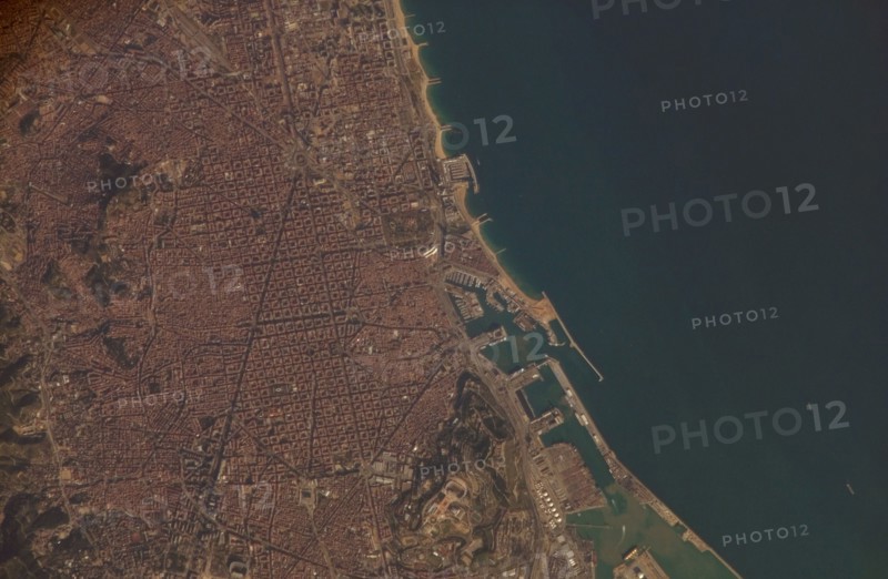 Earth Observations taken by the Expedition 14 crew