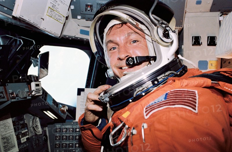 (20 Sept. 1992) --- Astronaut Curtis L. Brown, Jr., STS-47 pilot, is photographed at the Space Shuttle Endeavour's pilot station about ten minutes after main engine cutoff on launch day of the eight-day Spacelab-J mission.