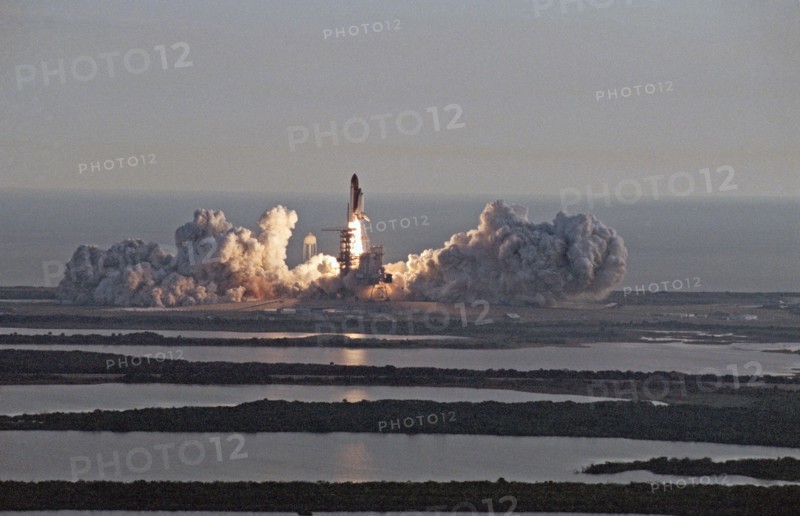1992 - STS-53 Discovery, Orbiter Vehicle (OV) 103, lifts off from KSC LC Pad 39A