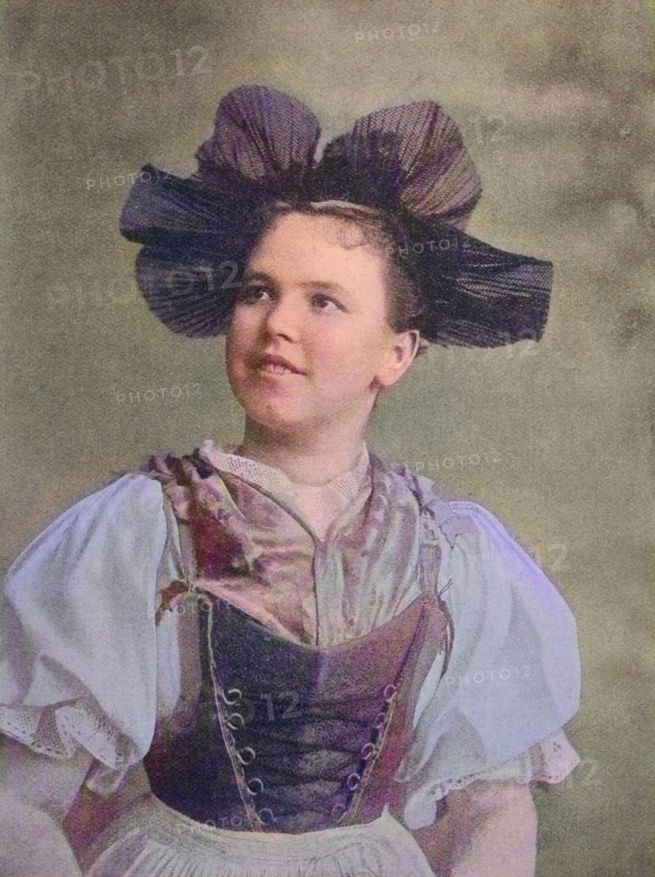 Girl in the traditional costume of Meran