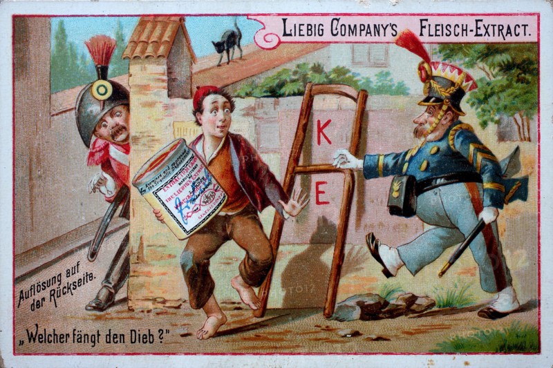 Two gendarmes pursue a young thief