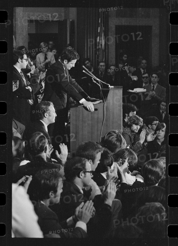Sen Bayh With War Protesters