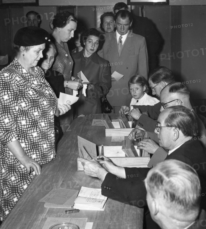 Germans Vote In 1953 Election