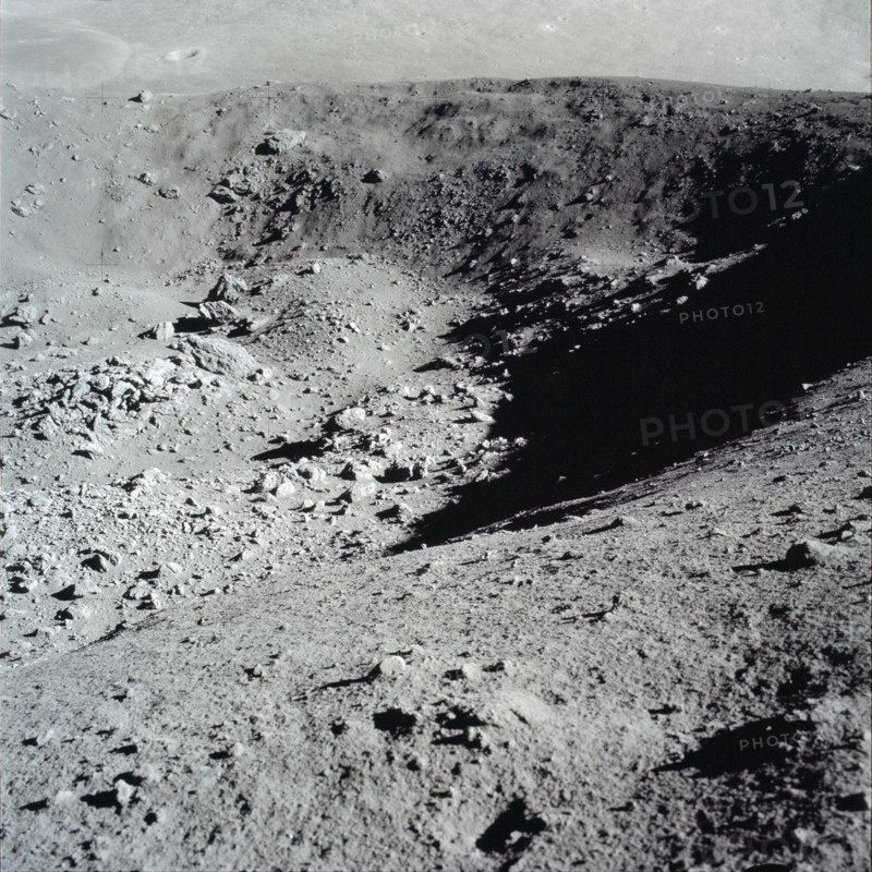 A view looking into Shorty Crater