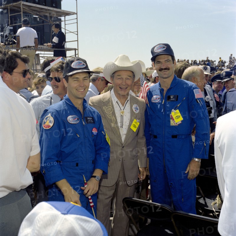 (4 July 1982) --- Inveterate space fan Roy Rogers with astronauts Jerry L. Ross