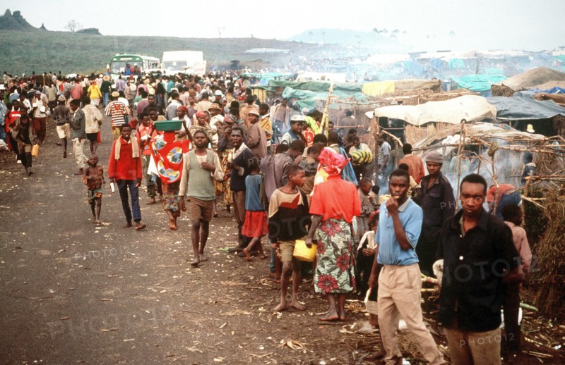 1994 - A close up view of the refugee camp near Goma, Zaire