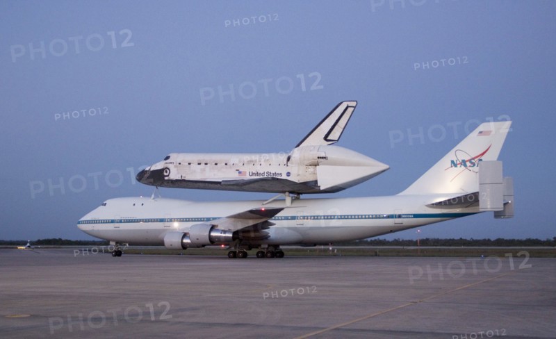 CAPE CANAVERAL, Fla. – Space shuttle Discovery