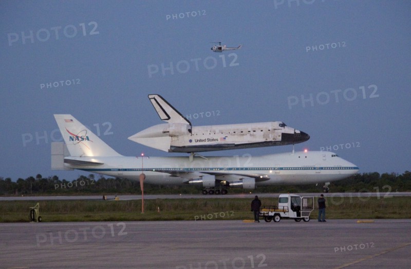 CAPE CANAVERAL, Fla. – Space shuttle Discovery