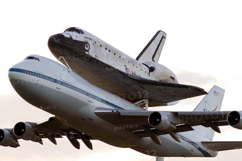 CAPE CANAVERAL, Fla. – A spectacular close up view of space shuttle Discovery