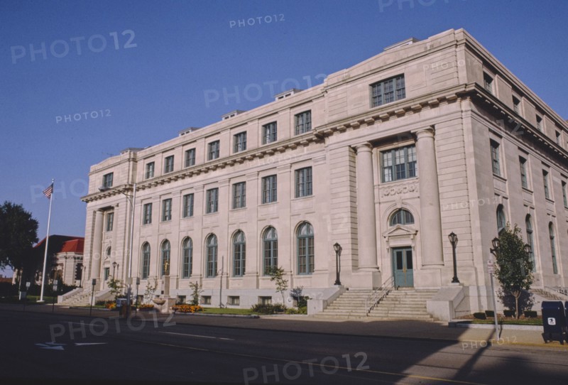 1990s United States -  Federal Building and US Courthouse
