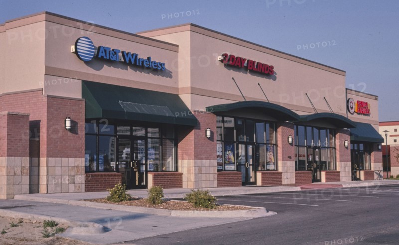 2000s America -  Three stores