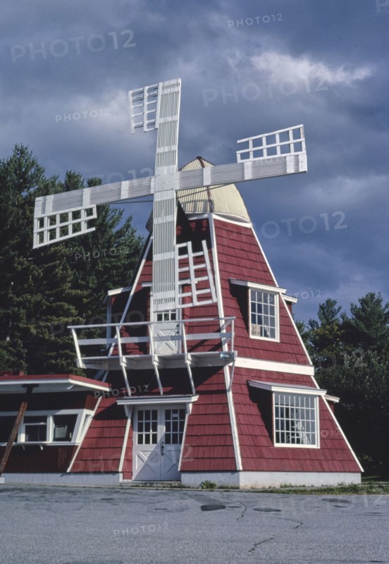 1980s America -  Dutch Treat Dairy Bar, Wilton, Maine 1984