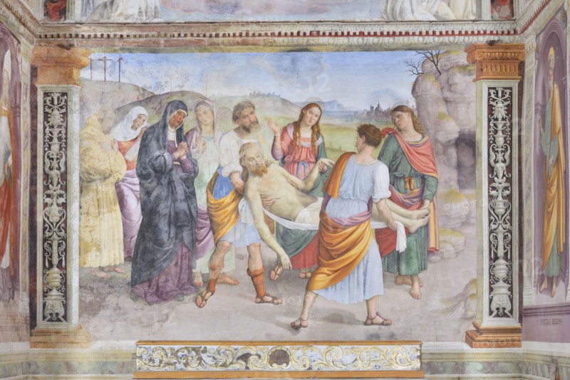 Trevi (Italy, Umbria, province of Perugia), Sanctuary of the Madonna delle Lacrime, Chapel of San Francesco. Giovanni di Pietro, known as Lo Spagna, Carriage of Christ, 15th-16th century, fresco