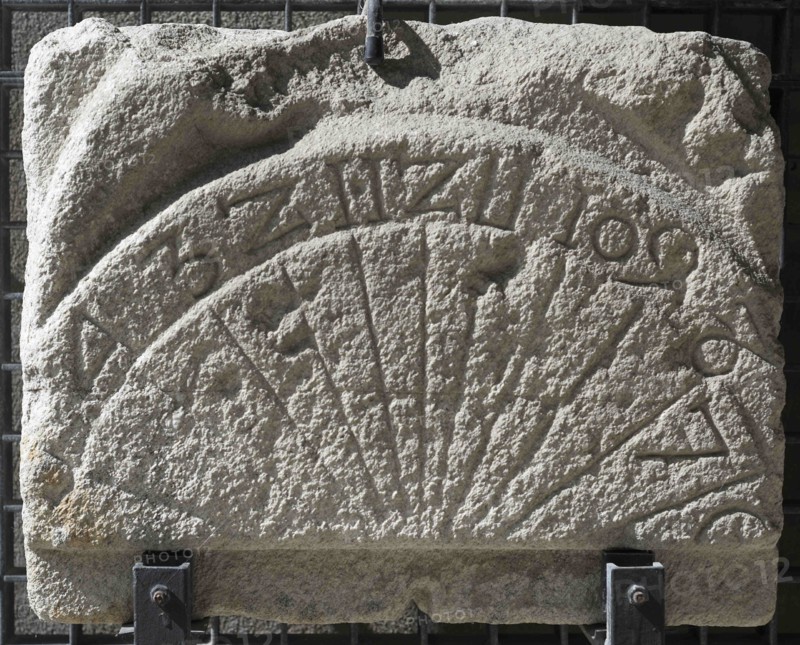 Pasadan sundial, 1678