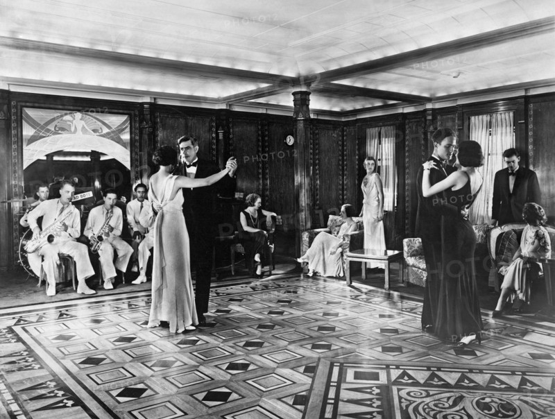 un moment de la vie en croisière sur le paquebot victoria. 1915-1940