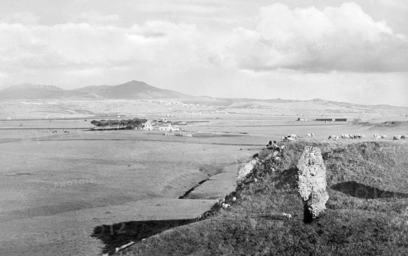 italy, lazio, roman countryside view from via appia, colli albani about 1880 
autor: anderson