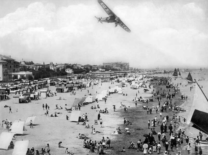 italy, rimini, three-engined of the italian airline, 30s
