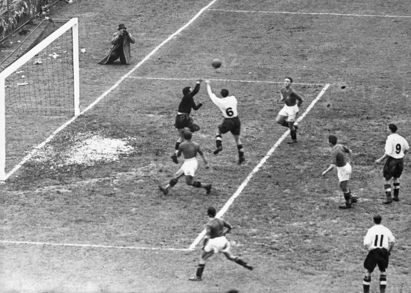 football, milan san siro, angleterre italie, 1951