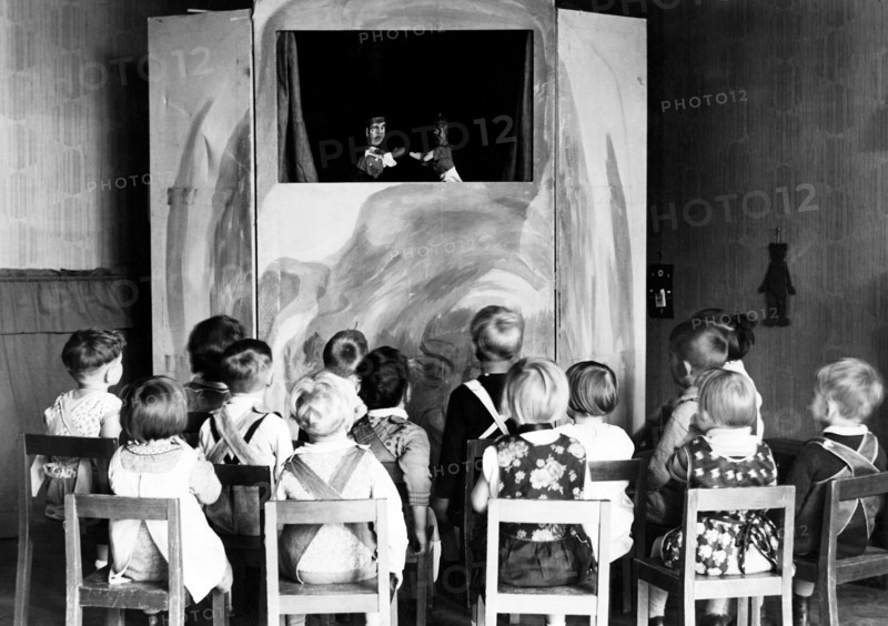 berlin, hôtel pour enfants, enfants et théâtre de marionnettes