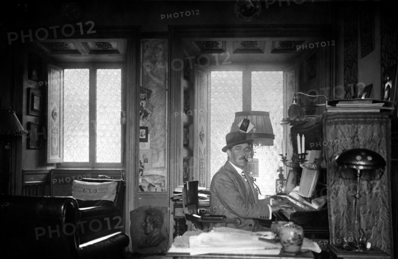 portrait de giacomo puccini, dans la maison de torre del lago, 1858-1924