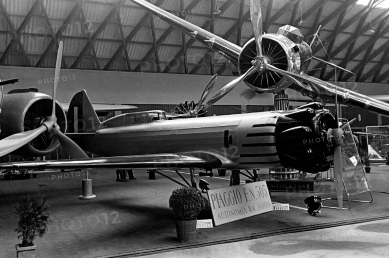 monoplace de tourisme rapide au salon aéronautique de milan, 1935