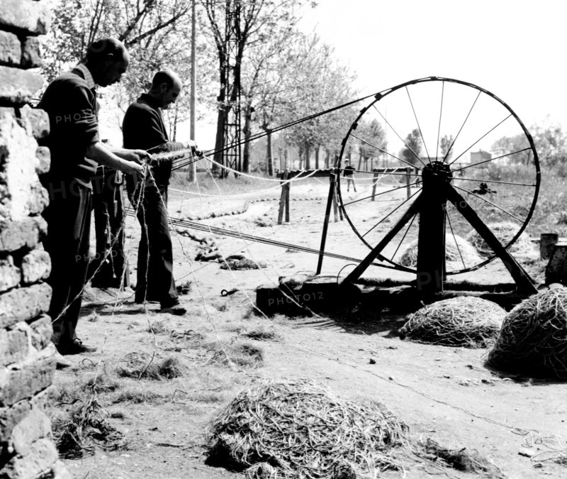 Cordes ; cordistes ; cordistes au travail, 1966