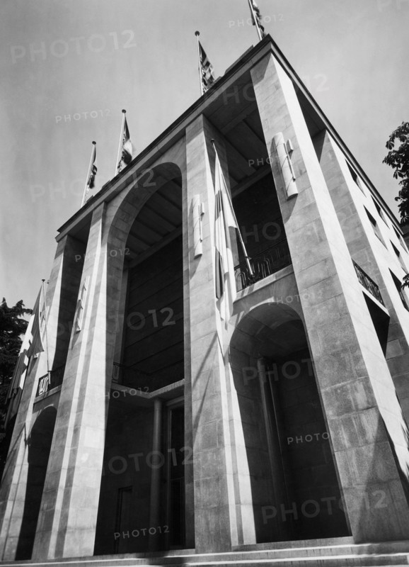 le bâtiment de l'art triennal, 1920 1930