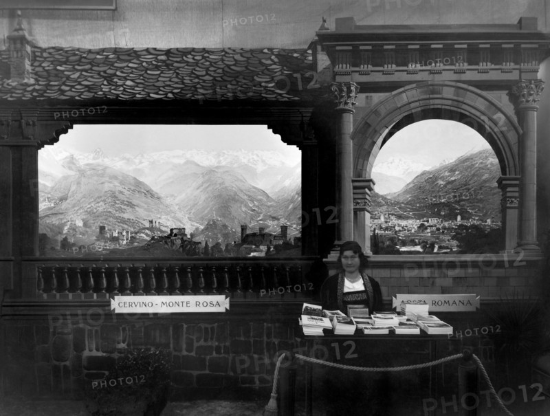 stand du val d'aoste a la foire de milan, 1933