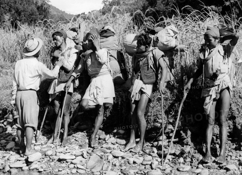 inde, népal, porteurs indigènes, 1961