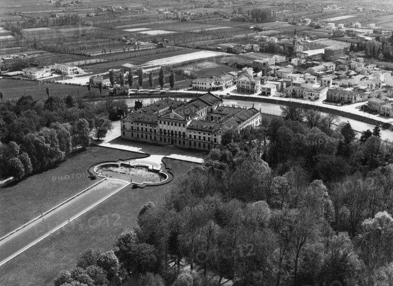 italie, veneto, stra, la villa nationale, 1960