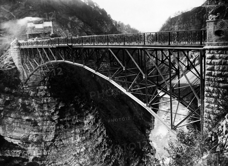 italie, toscane, comano, vue du pont, 1910 1920