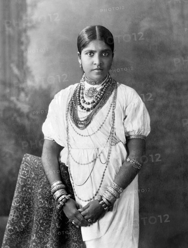 asie, sri lanka, portrait d'une jeune fille kandi, 1910