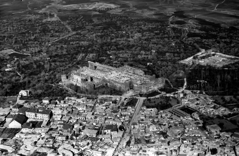 moyen-orient, liban, site archéologique de baalbek, temple du dieu soleil, 1954