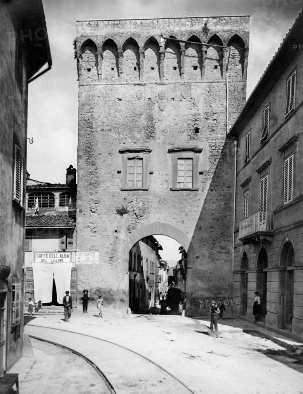 italie, toscane, lastra a signa, vue de la porta fiorentina, 1910 1920