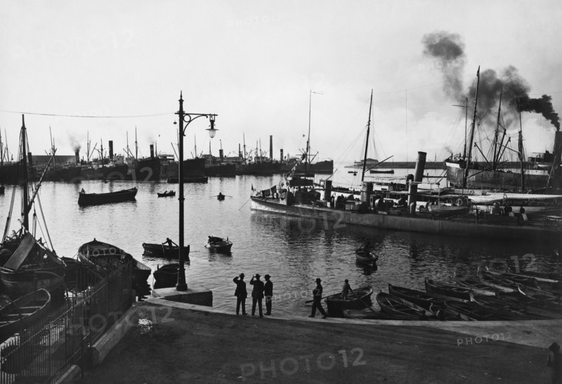 europe, italie, toscane, livourne, vue du port, 1900 1910