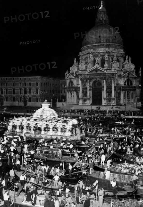 italie, venise, festival redentore, campo della salute, 1920 1930