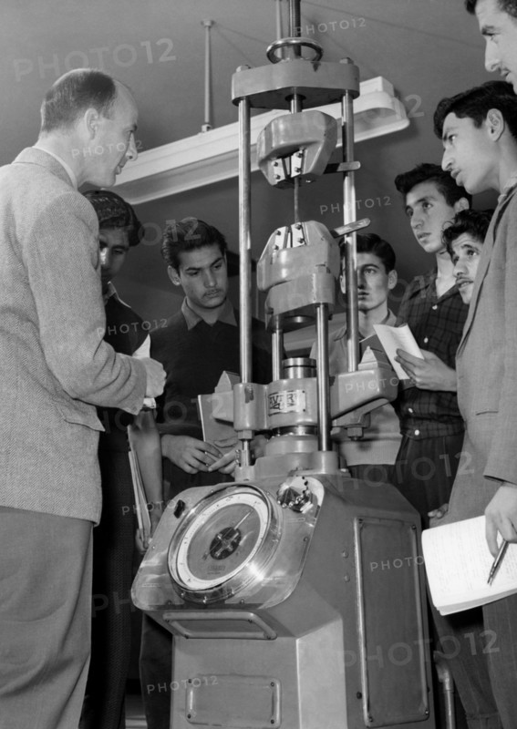 asie, irak, démonstration scientifique, 1957