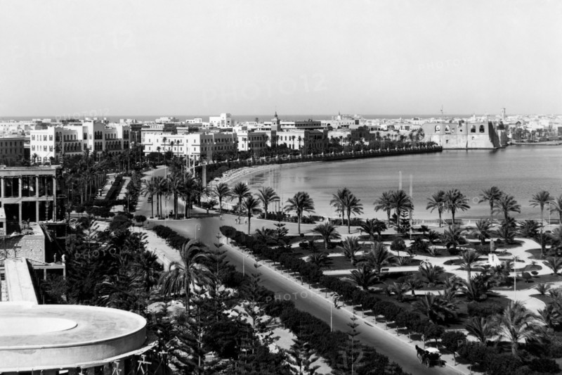 afrique, libye, tripoli, vue de la piazza italia, 1940