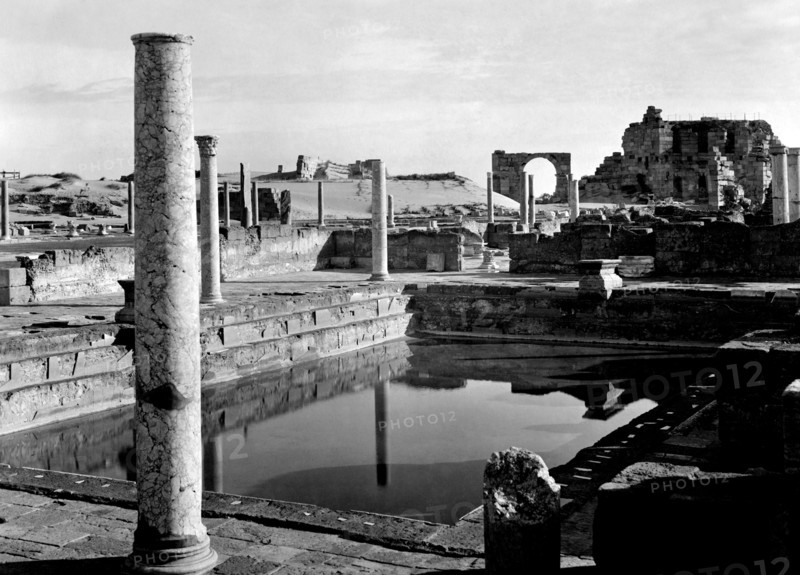 afrique, libye, laptis magna, vue de la piscine thermale, 1910 1920