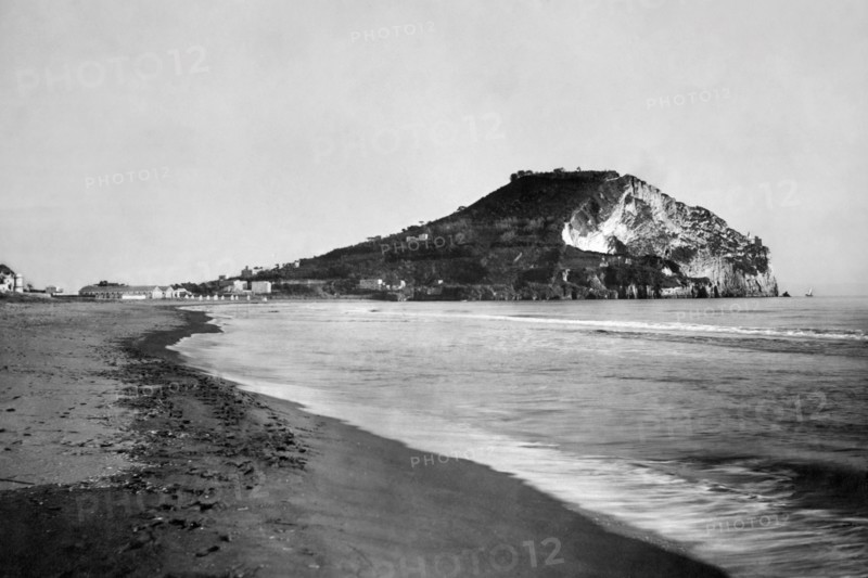 italie, campanie, bacoli, plage de capo miseno, 1900 1910